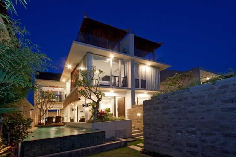 Grace And Milena Guesthouse Kuta Lombok Exterior foto