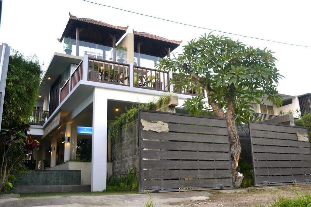 Grace And Milena Guesthouse Kuta Lombok Exterior foto